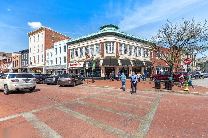 More Photos Of 220 West St, Annapolis Office For Sale