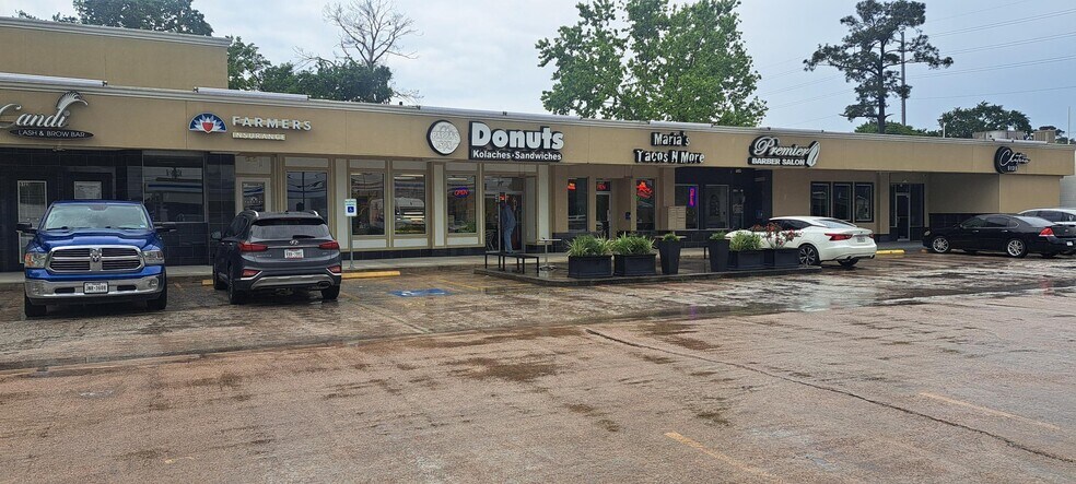 More Photos Of 5125-5133 Ella Blvd, Houston Unknown For Lease