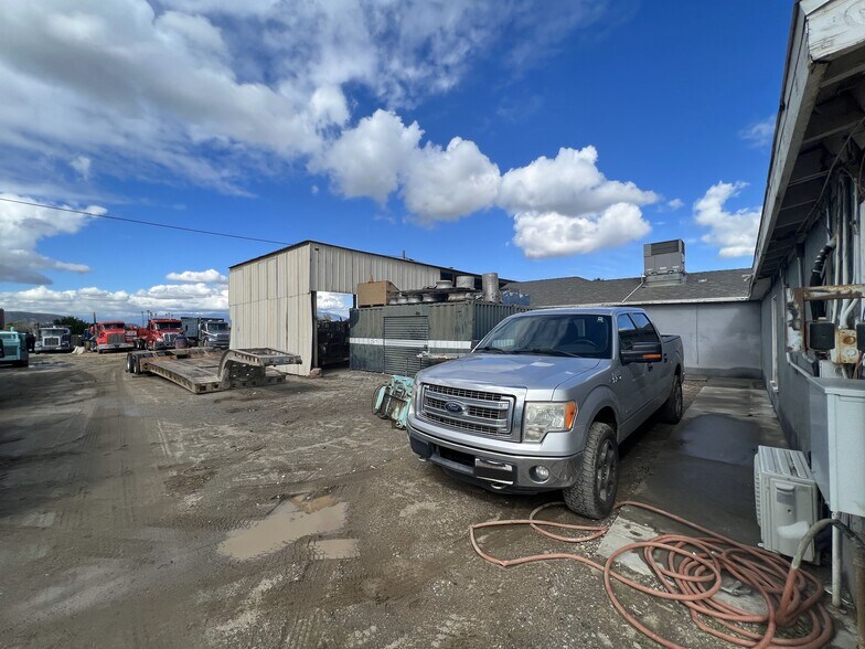 More Photos Of 695 W La Cadena Dr, Riverside Land For Sale