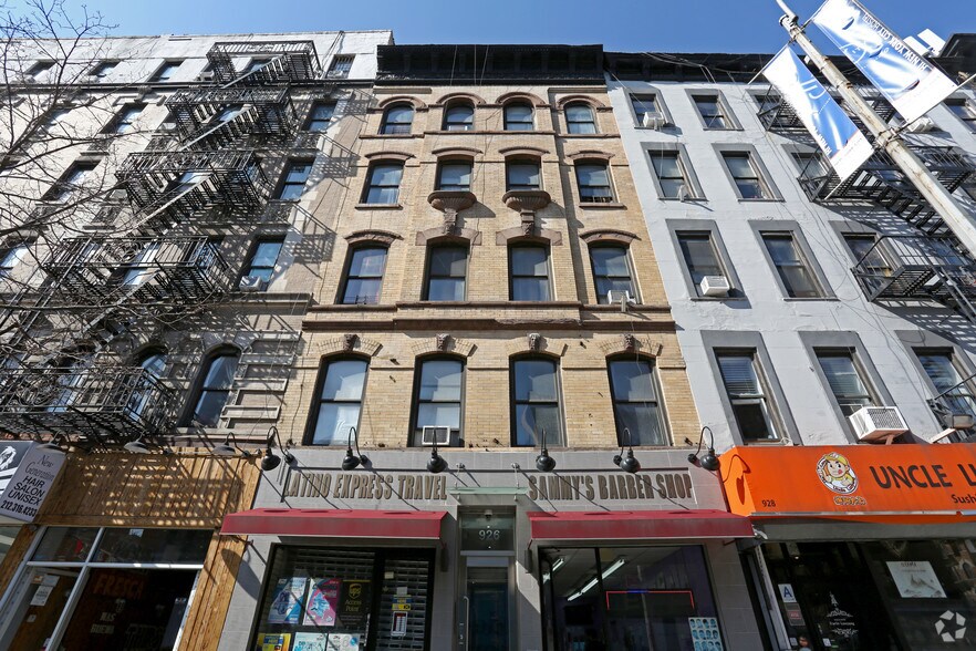 More Photos Of 926 Amsterdam Ave, New York Apartments For Sale