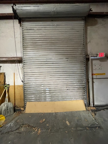 More Photos Of 6354 Warren Dr, Norcross Distribution For Sale