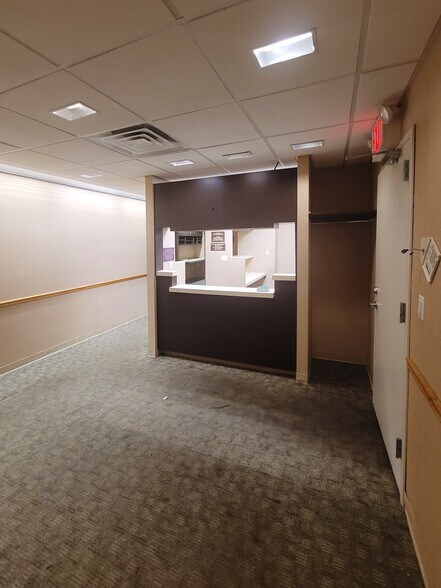 More Photos Of 5676-5678 Riverdale Ave, Bronx Office For Lease