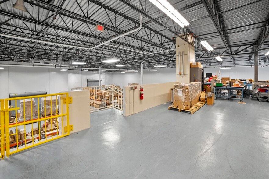 More Photos Of 4201 NW 124th Ave, Coral Springs Warehouse For Lease