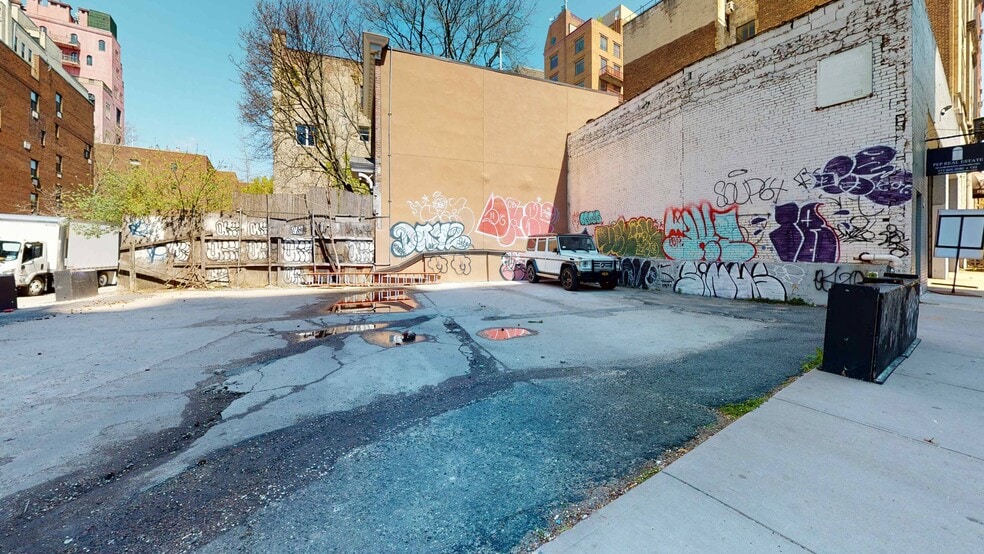 More Photos Of , New York Unknown For Sale