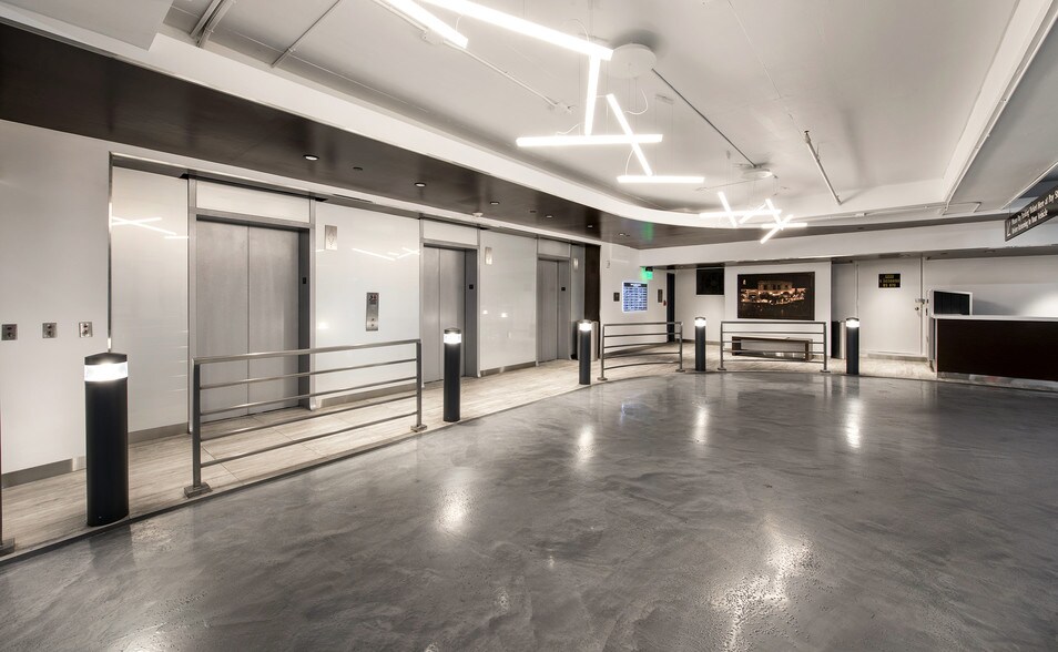 More Photos Of 9440 Santa Monica Blvd, Beverly Hills Office For Lease