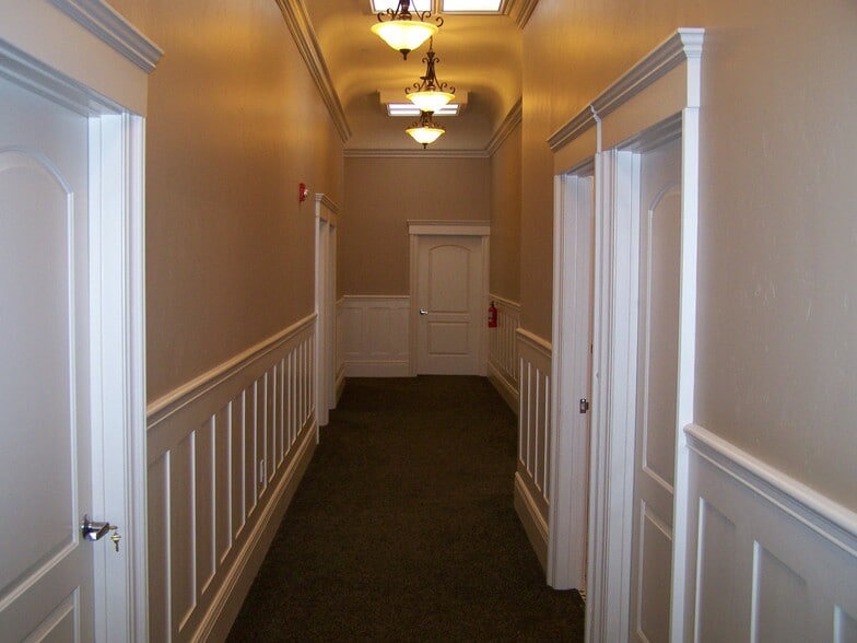 More Photos Of 1402 Park St, Alameda Office For Lease