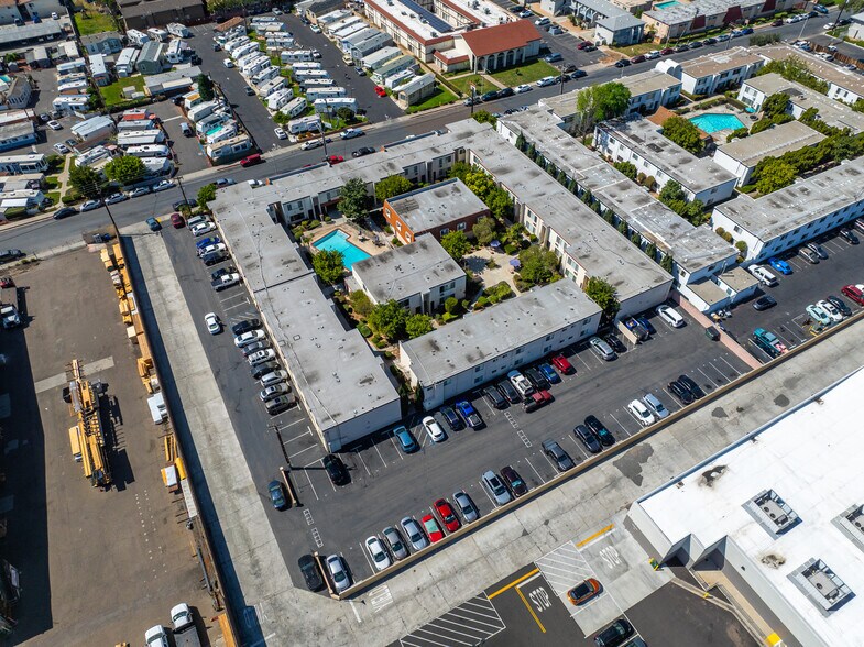 More Photos Of 229 Shady ln, El Cajon Multifamily For Sale