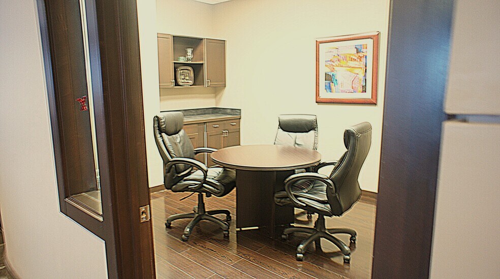 More Photos Of 9 Chippewa Rd, Sherwood Park Office For Lease