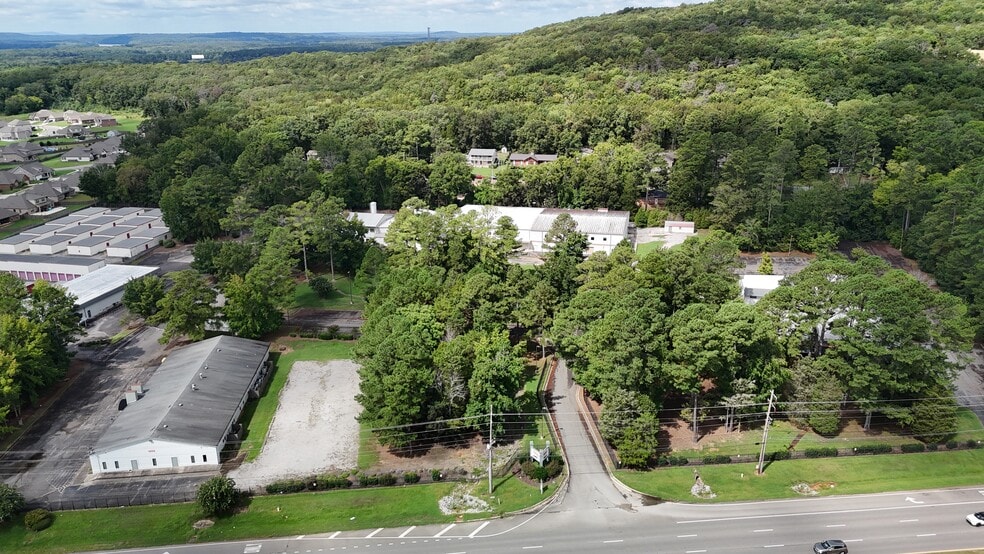 More Photos Of 12090 Memorial Pky SW, Huntsville Flex For Sale