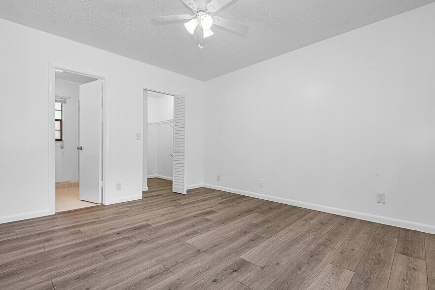More Photos Of 11430-11442 NW 45th St, Coral Springs Apartments For Sale