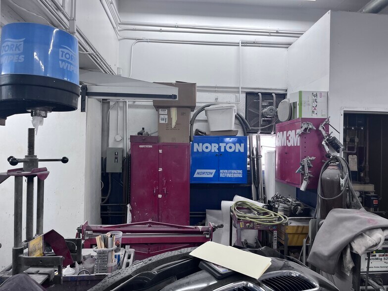 More Photos Of 620 Pond St, Woonsocket General Retail For Sale