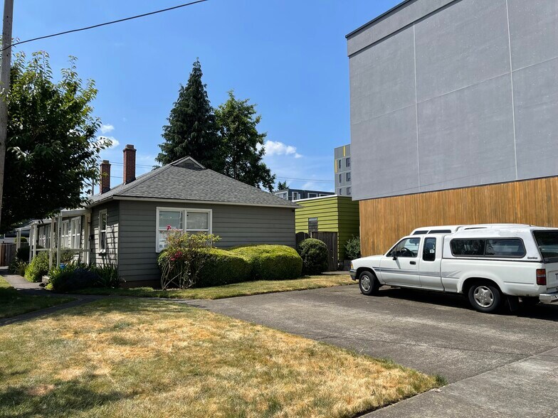 More Photos Of 4907 N Maryland Ave, Portland Apartments For Sale