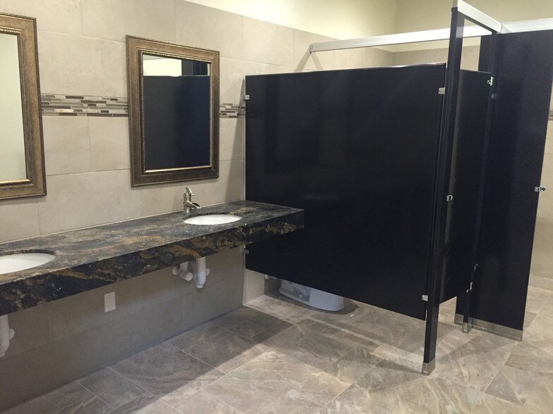 More Photos Of 10520 S 700 E, Sandy Loft Creative Space For Lease