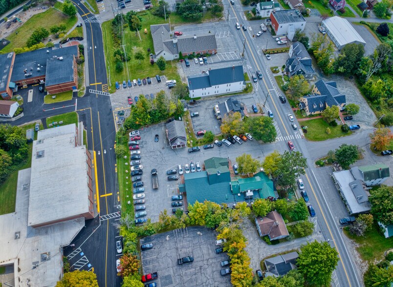 More Photos Of 207-209 Main St, New London Freestanding For Sale