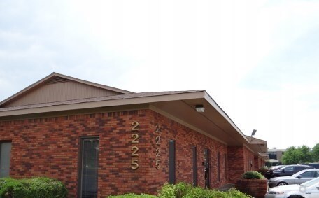 More Photos Of 2225 Drake Ave, Huntsville Office For Lease