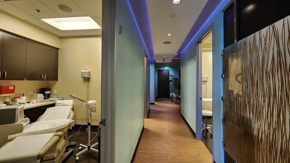 More Photos Of 3600 N Verdugo Rd, Glendale Office For Lease