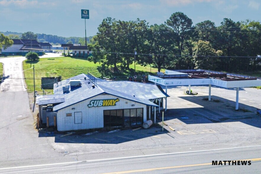 More Photos Of 15570 Highway 13 S, Hurricane Mills Service Station For Sale