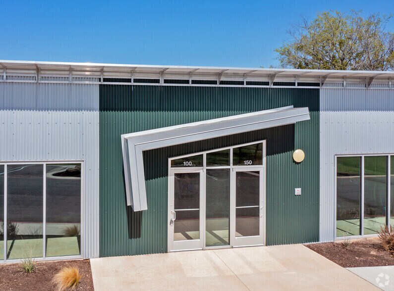 More Photos Of 2535 FM 685, Hutto Warehouse For Lease