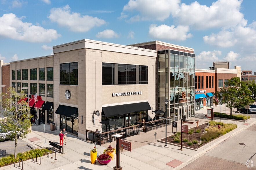 More Photos Of 720-780 Village Center Dr, Burr Ridge Storefront Retail Office For Sale