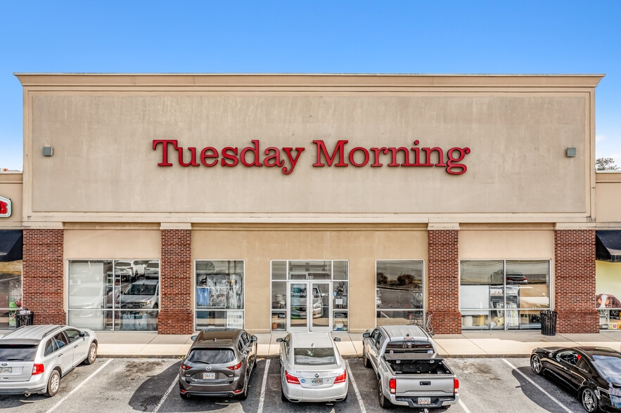 More Photos Of 195 Tom Hill SR Blvd, Macon-Bibb Unknown For Lease