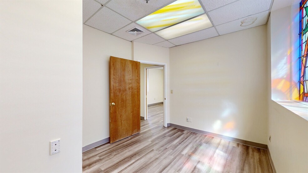 More Photos Of 15-01 Broadway, Fair Lawn Medical For Sale