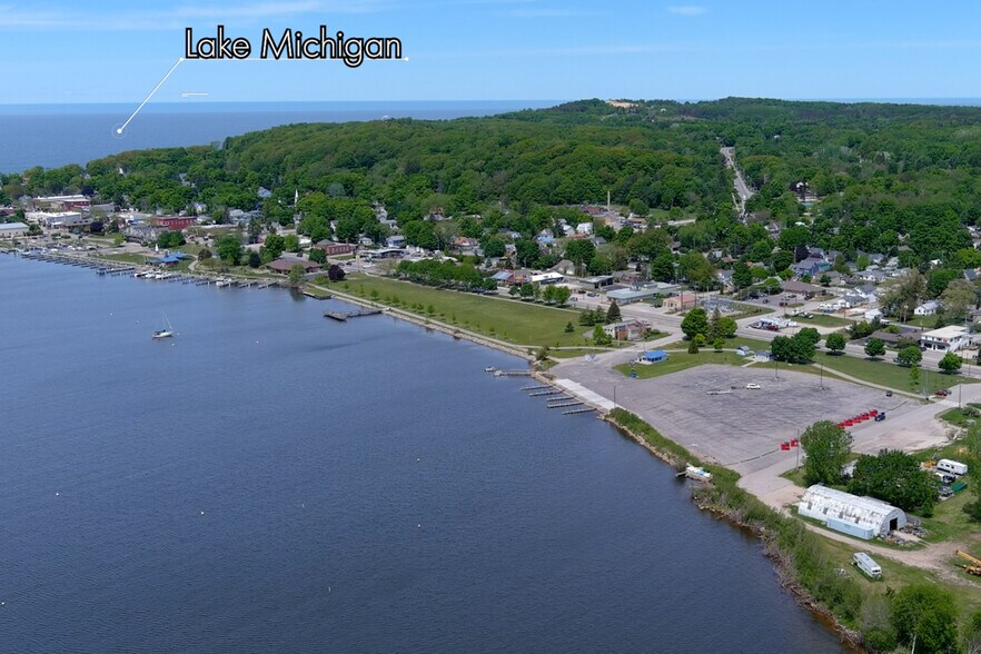 More Photos Of 903-905 Main St, Frankfort Land For Sale