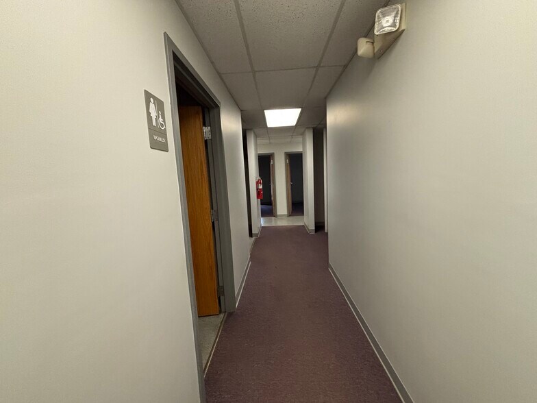 More Photos Of 1213 N Us-127-br, Saint Johns Office For Sale