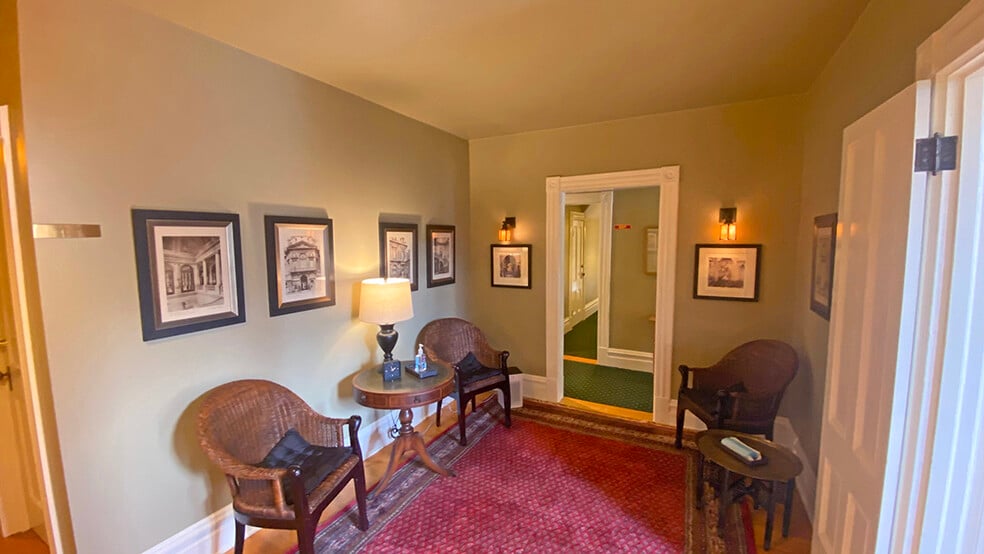 More Photos Of 1012 SW King Ave, Portland Office For Sale