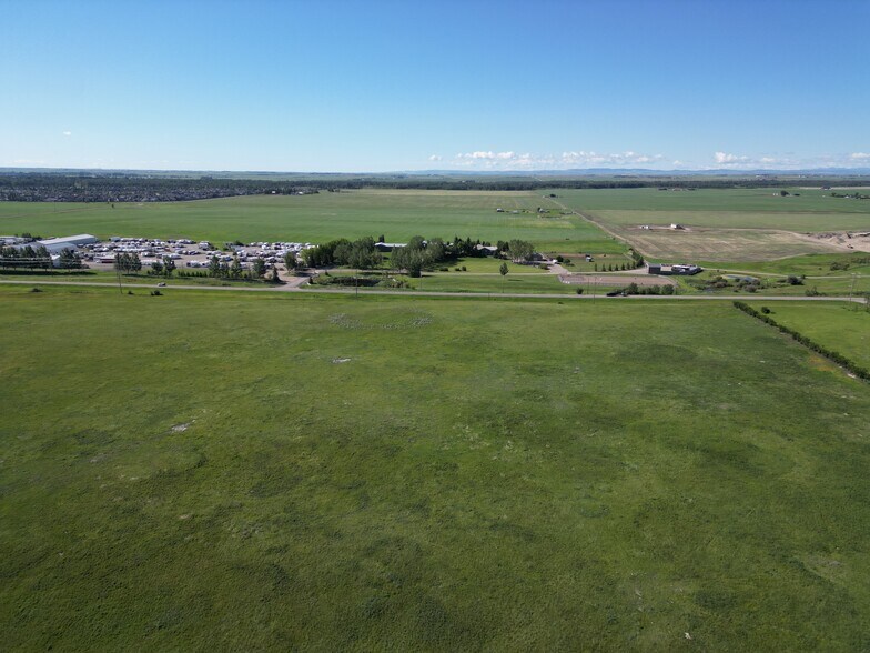 More Photos Of SE-14-19-29 W4M, Calgary Land For Sale