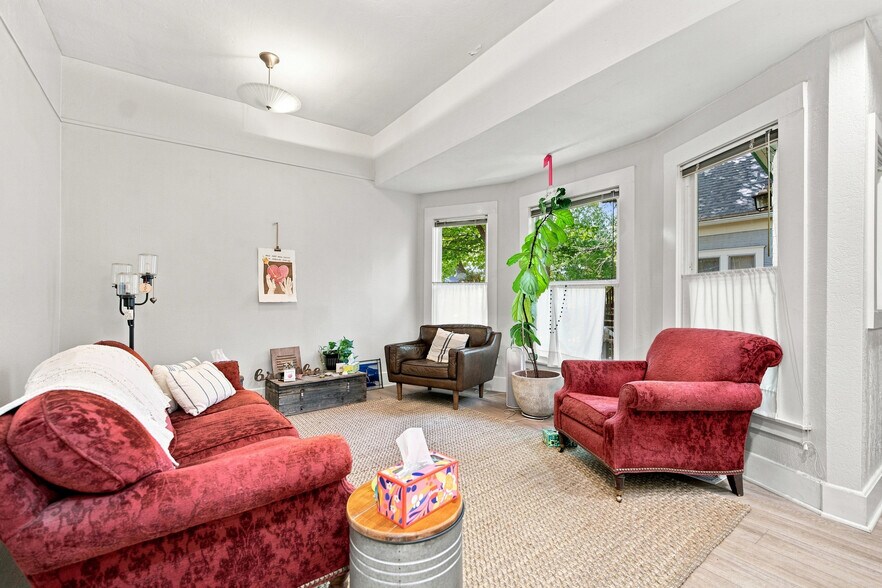 More Photos Of 1361 Esplanade Rd, Chico Office For Sale