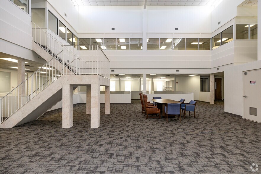 More Photos Of 1701 Biotech Way, Sarasota Office Residential For Sale