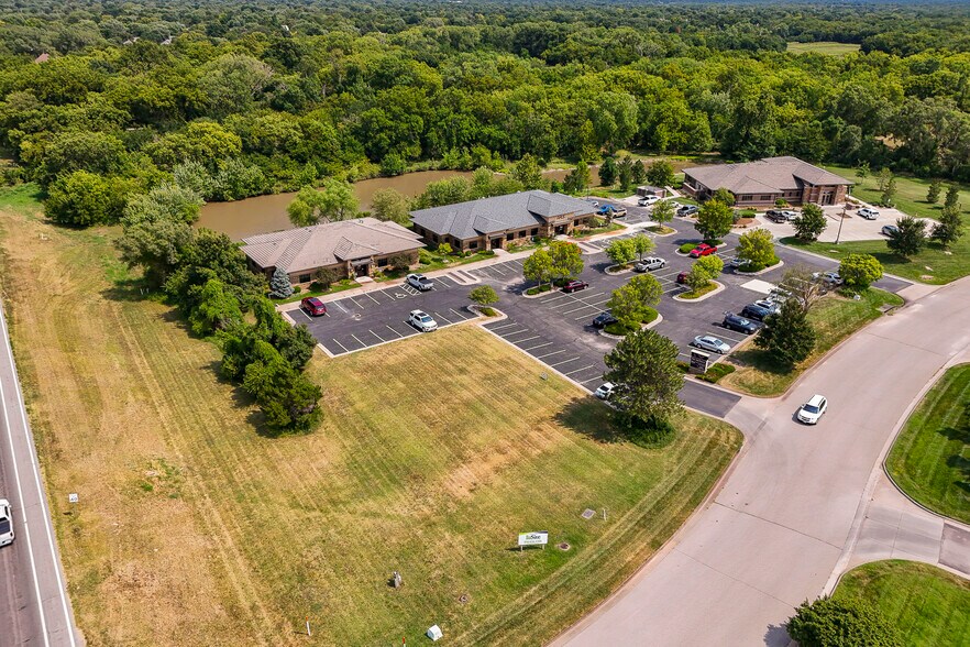 More Photos Of 13203 W 21st Ct N, Wichita Office For Sale