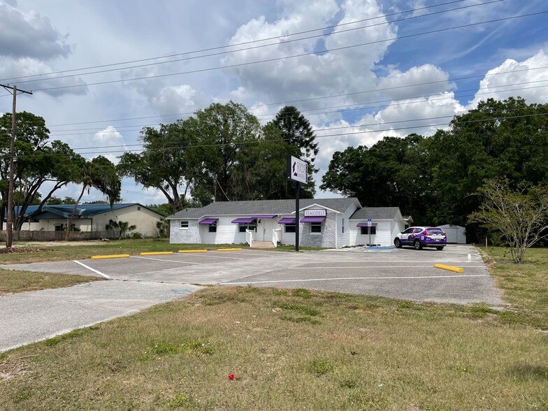 More Photos Of 1005 N Church Ave, Mulberry Medical For Lease