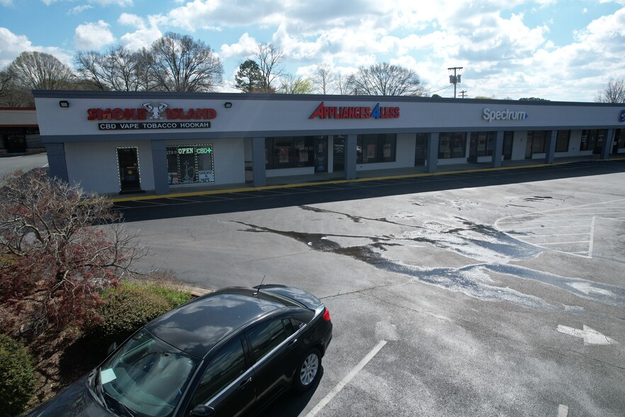 Primary Photo Of 1628 Beltline Rd SW, Decatur Storefront For Lease