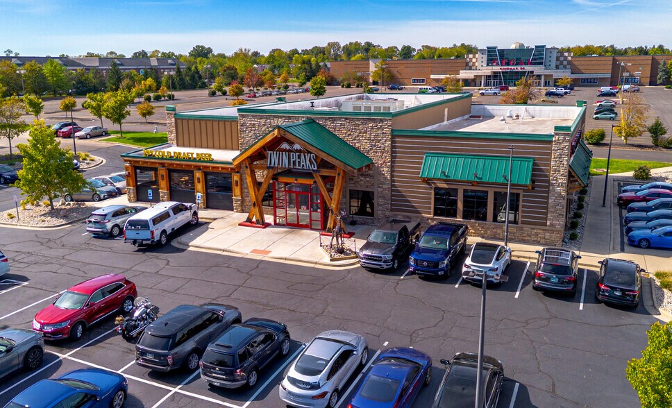 Primary Photo Of 2661 Fairfield Commons Dr, Beavercreek Restaurant For Sale