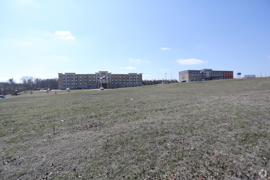 More Photos Of 4209 Midamerica Ln, Saint Louis Land For Lease