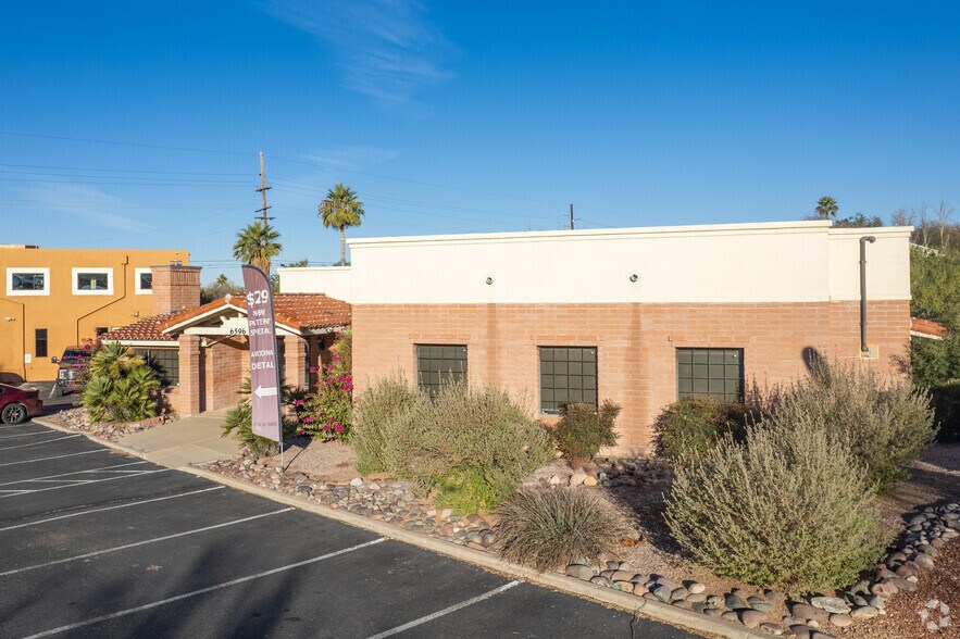 More Photos Of 6596 N Oracle Rd, Tucson Medical For Sale