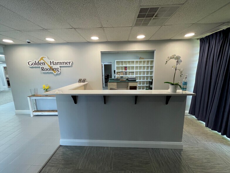 More Photos Of 6671 Hyde Grove Ave, Jacksonville Medical For Sale