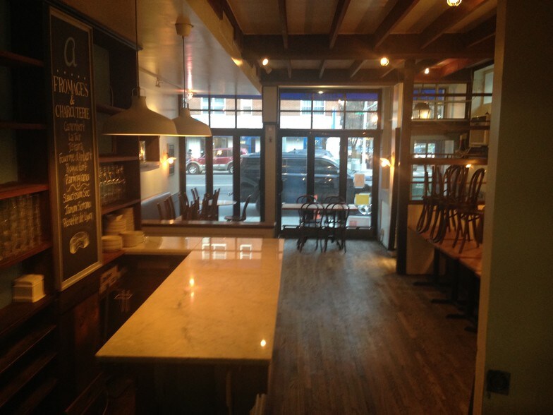 More Photos Of 151 E 19th St, New York Apartments For Lease