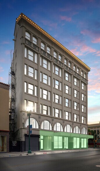 More Photos Of 115 N Mesa St, El Paso General Retail For Sale