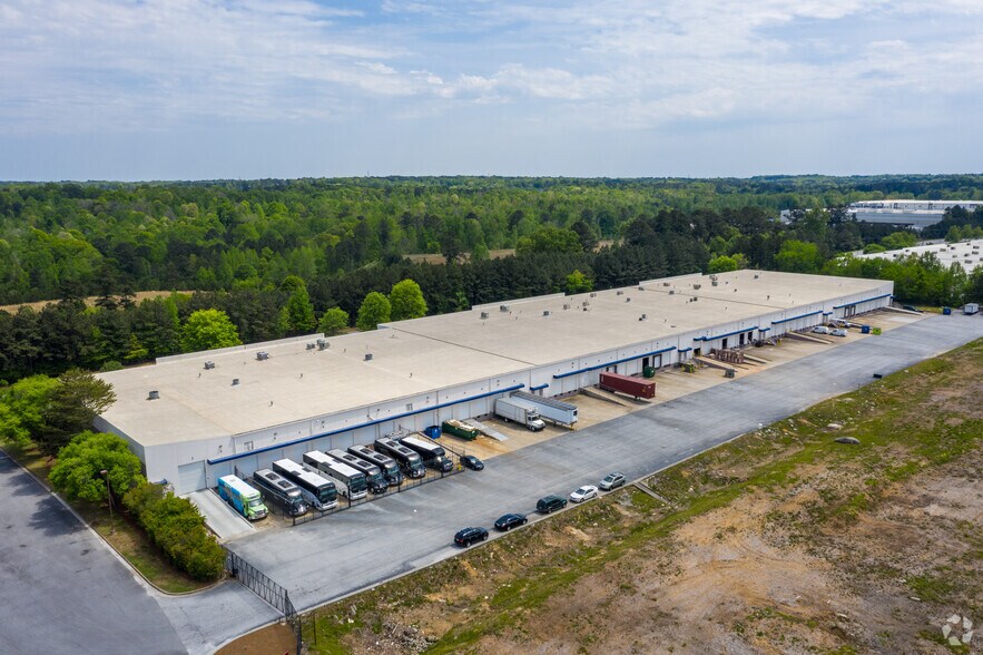 More Photos Of 4025 Welcome All Rd, Atlanta Warehouse For Lease