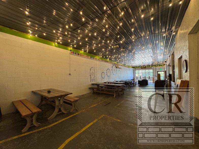 More Photos Of 17 Milton Ave, Highland Warehouse For Sale