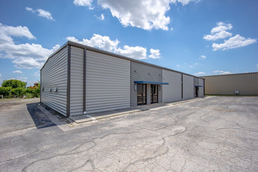 More Photos Of 2845 Broce Dr, Norman Office For Sale