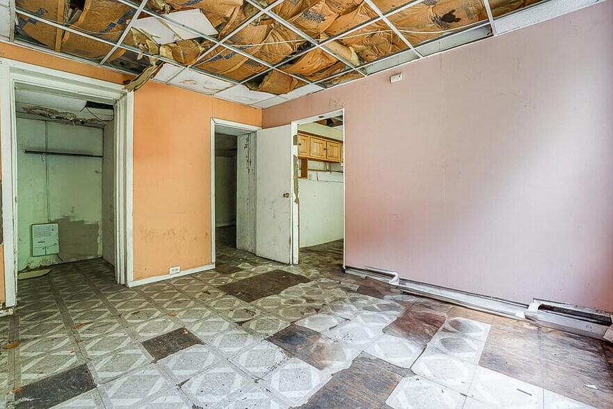 More Photos Of 115 34th St, Union City Apartments For Sale