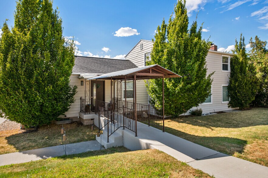 More Photos Of 3378 S 2300 E, Salt Lake City Medical For Sale
