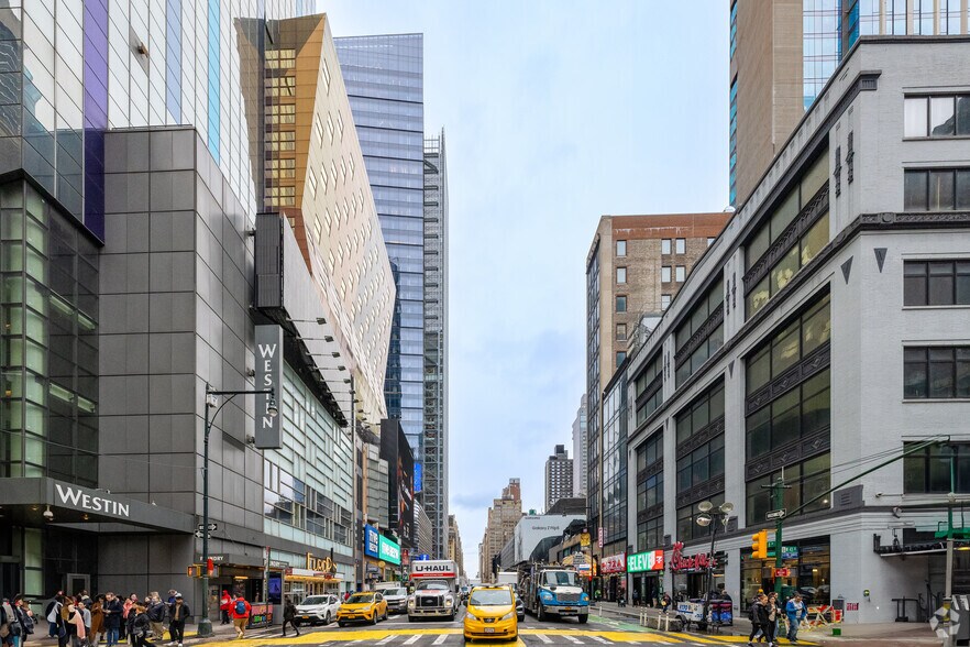 More Photos Of 11 Times Sq, New York Office For Lease