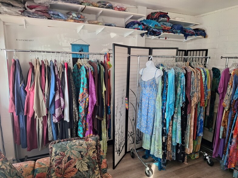 More Photos Of 1105 Camino Del Mar, Del Mar Storefront Retail Residential For Lease