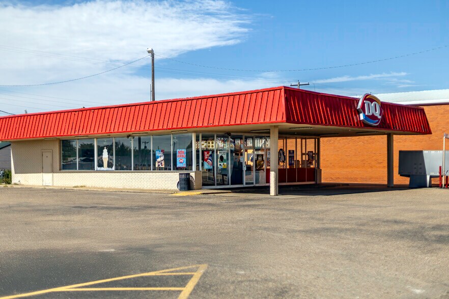 More Photos Of 1612 US-70, Olton Restaurant For Sale
