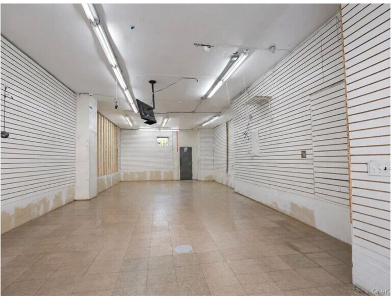 More Photos Of 3158 Fulton St, Brooklyn Storefront Retail Residential For Lease