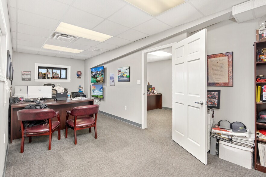 More Photos Of 22705 Highway 65, Sedalia Warehouse For Sale